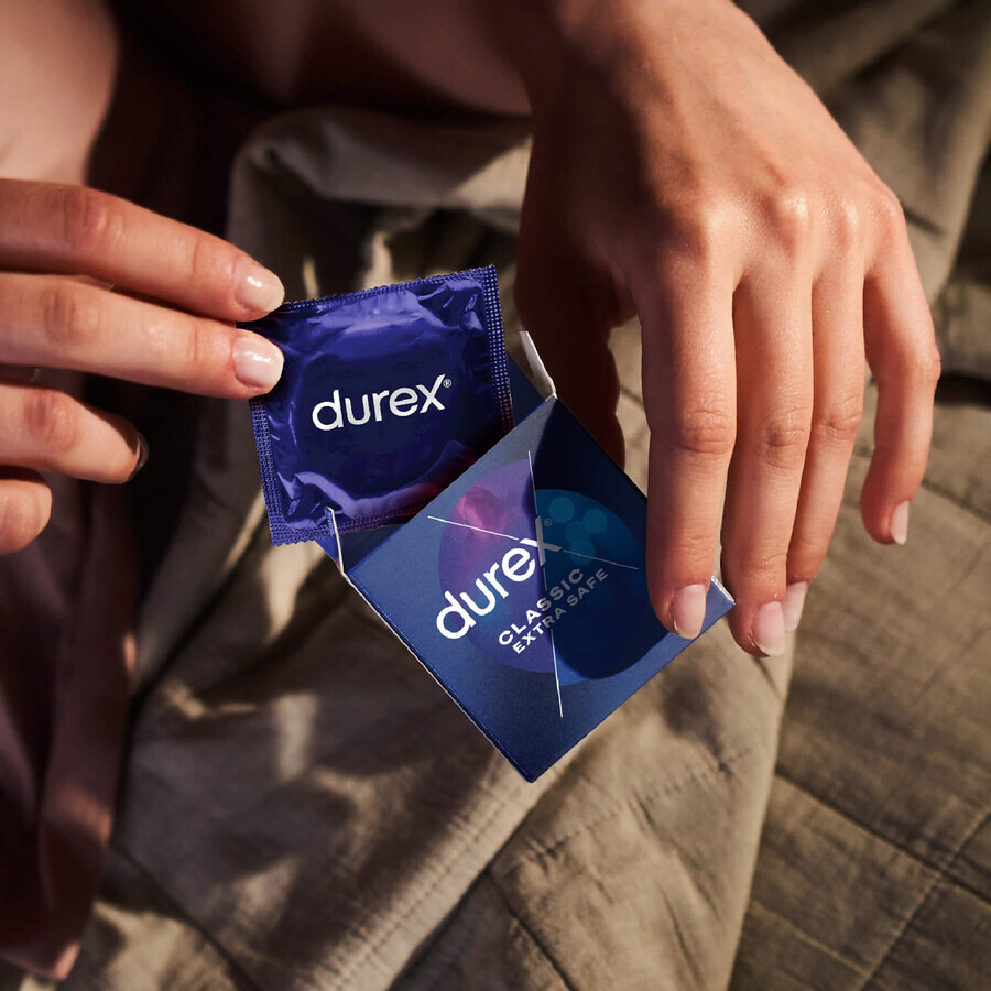 Durex Extra Safe, condooms met meer glijmiddel, versterkt, 12 stuks