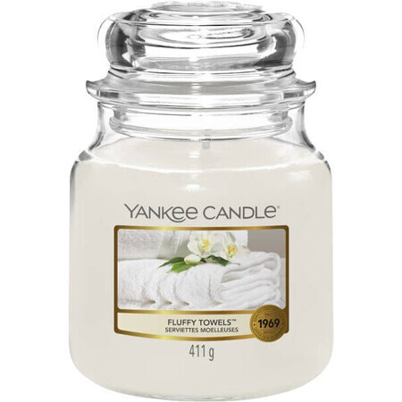 Yankee Candle Lumânare medie Fluffy Towels 411 g