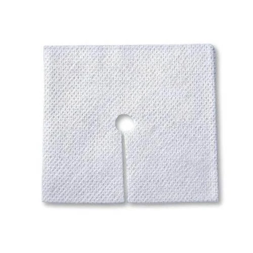 MATOVLIES 40g vlieskompressen 4 lagen 5x5cm met "O" snede, 3 stuks