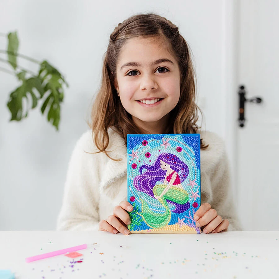 Set DIY Jurnalul meu cu sirena si diamante, Totum