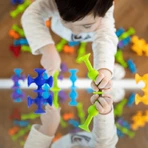 Squigz Starter - 22-teiliges Bauset mit Saugnäpfen