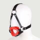 Bavaglio ad anello con labbra in silicone e cinturino per la mascella - Rosso