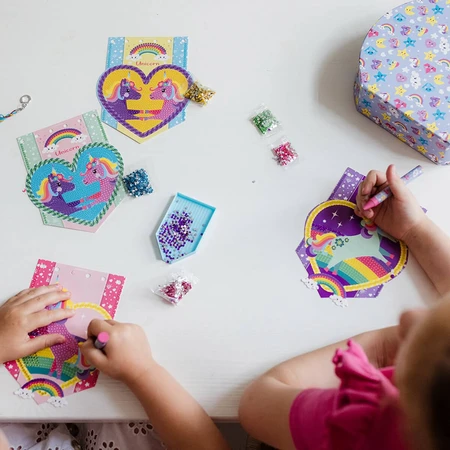 Studio creativ 2 in 1 cu unicorni, pictura cu diamante si bratari