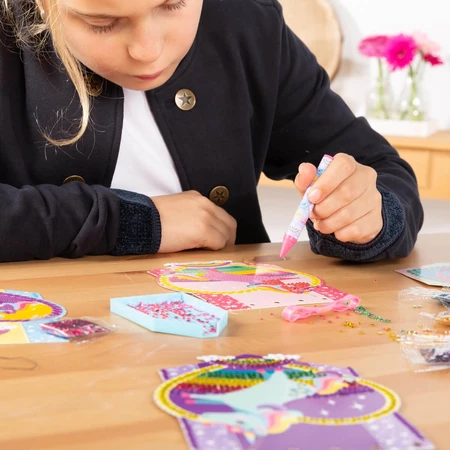 Studio creativ 2 in 1 cu unicorni, pictura cu diamante si bratari