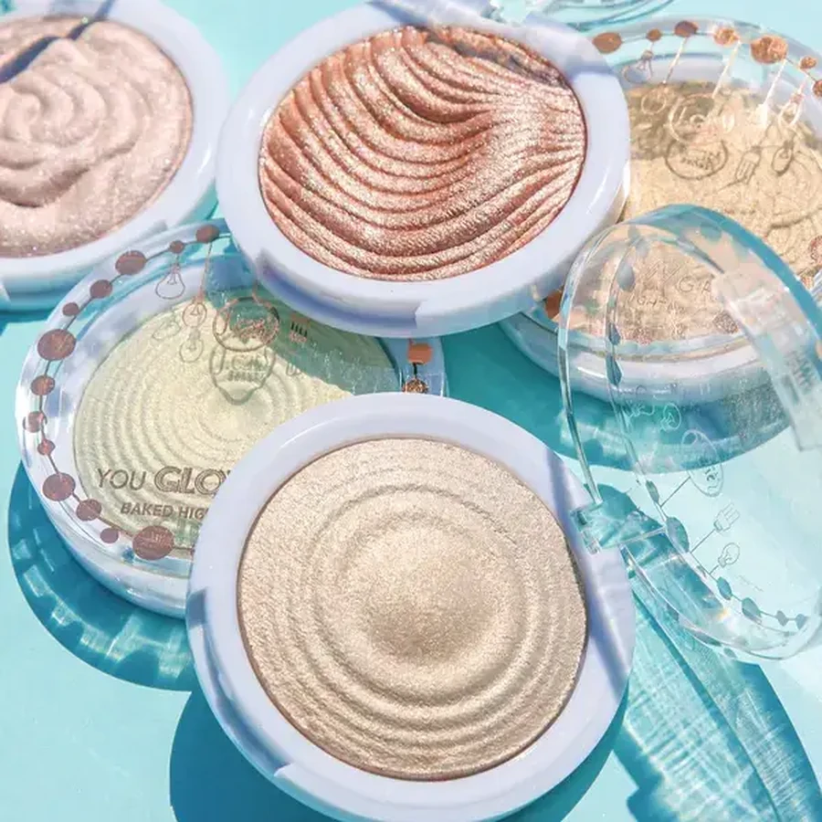 J.Cat Beauty, You Glow Girl, Iluminador al horno para rostro y cuerpo, 110 Solstice Beam, 8,5 g.