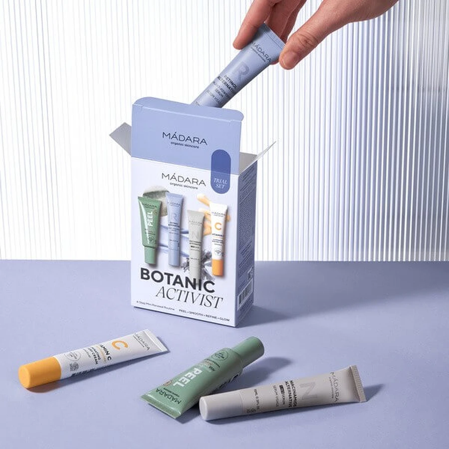 Madara Botanic Activist set, antirimpelserum, 15 ml + natuurlijk serum, 15 ml + peelingmasker, 17 ml + vitamine C crème, 15 ml