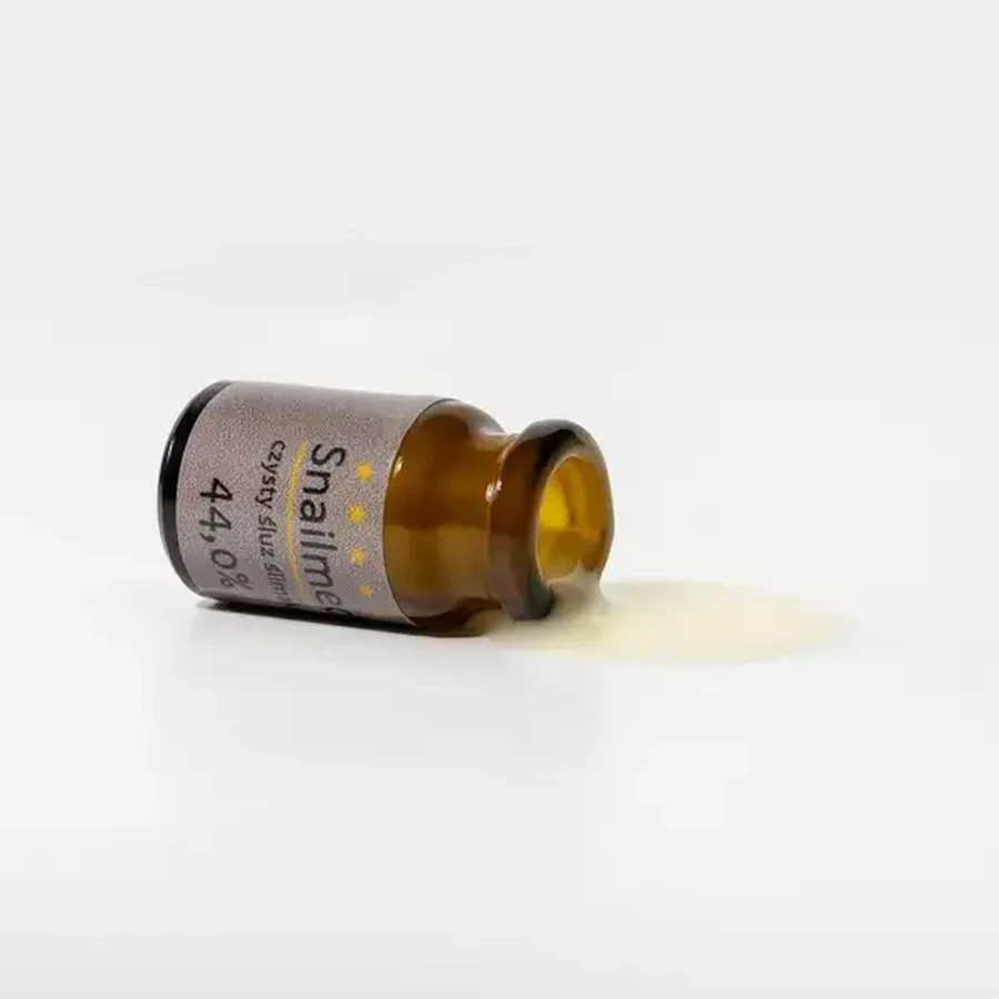 Snailmed, ser pentru pielea bărbii cu mucus natural de melc și extract de chinină, 8 ml x 4 fiole