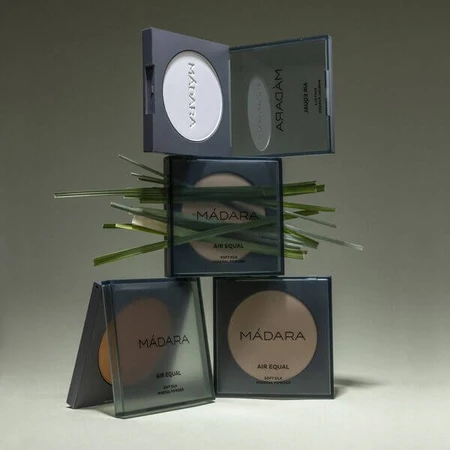Madara Air Equal Soft Silk Mineral Powder, pudră minerală, Bej, 9 g