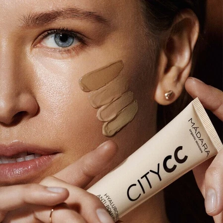 Madara Hyaluronic Anti-Pollution CC Cream SPF 15, crema de color, Beige, 40 ml.
