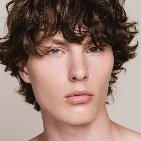 Madara Skin Equal, Soft Glow Foundation SPF15, foundation, Ivory 20, 30 ml.