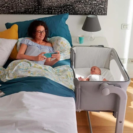 Chicco next2me - magic moon grau Beistellbettchen