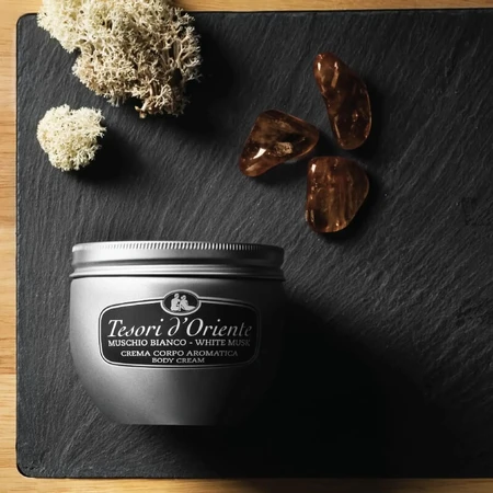 Treasures of the East White Musk - Crema corporal aromática 300 ml