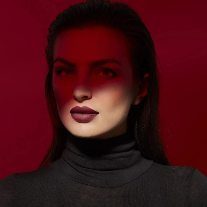 Deborah Milano Red Mat - Fluweelzachte matte lippenstift nr. 5 Deep Red