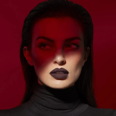 Deborah Milano Red Mat - Fluweelzachte matte lippenstift nr. 2 Donkerbruin